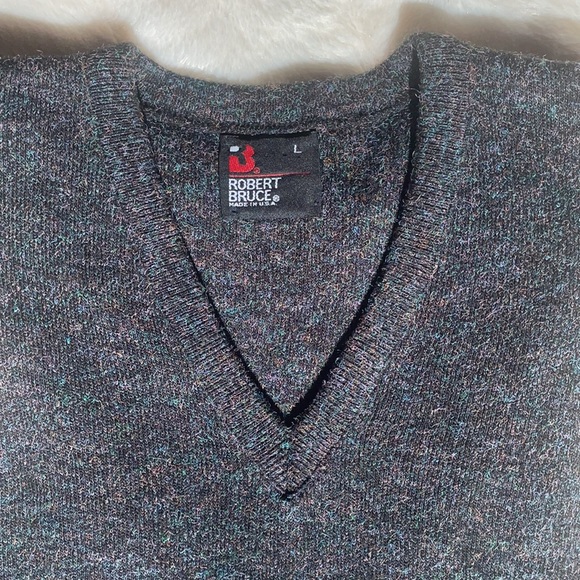 Robert Bruce V-Neck Sweater - Picture 2 of 4